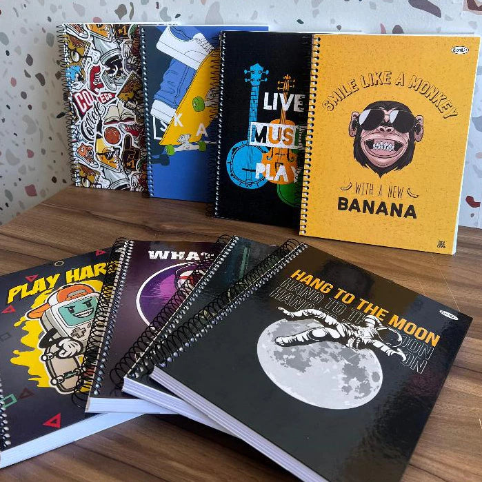 Kit 4 Cadernos Universitário 10 Matéria CD 160 Folhas Animativa Bom D+ Masculino SD