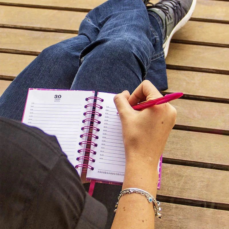 Caneta esferográfica Cristal Fashion 1.2 com 10 unidades Bic